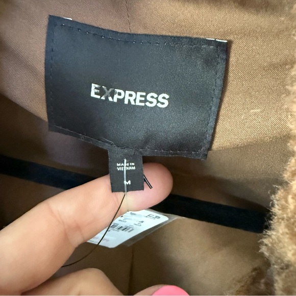 Express Womens Teddy Cinched Back Brown Vest Size Medium - Picture 9 of 16